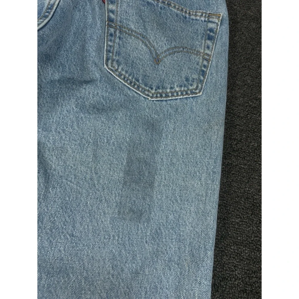 Vintage Levi's 501 Jeans Men's 34x30 Blue Denim Made In USA 90s Button Fly